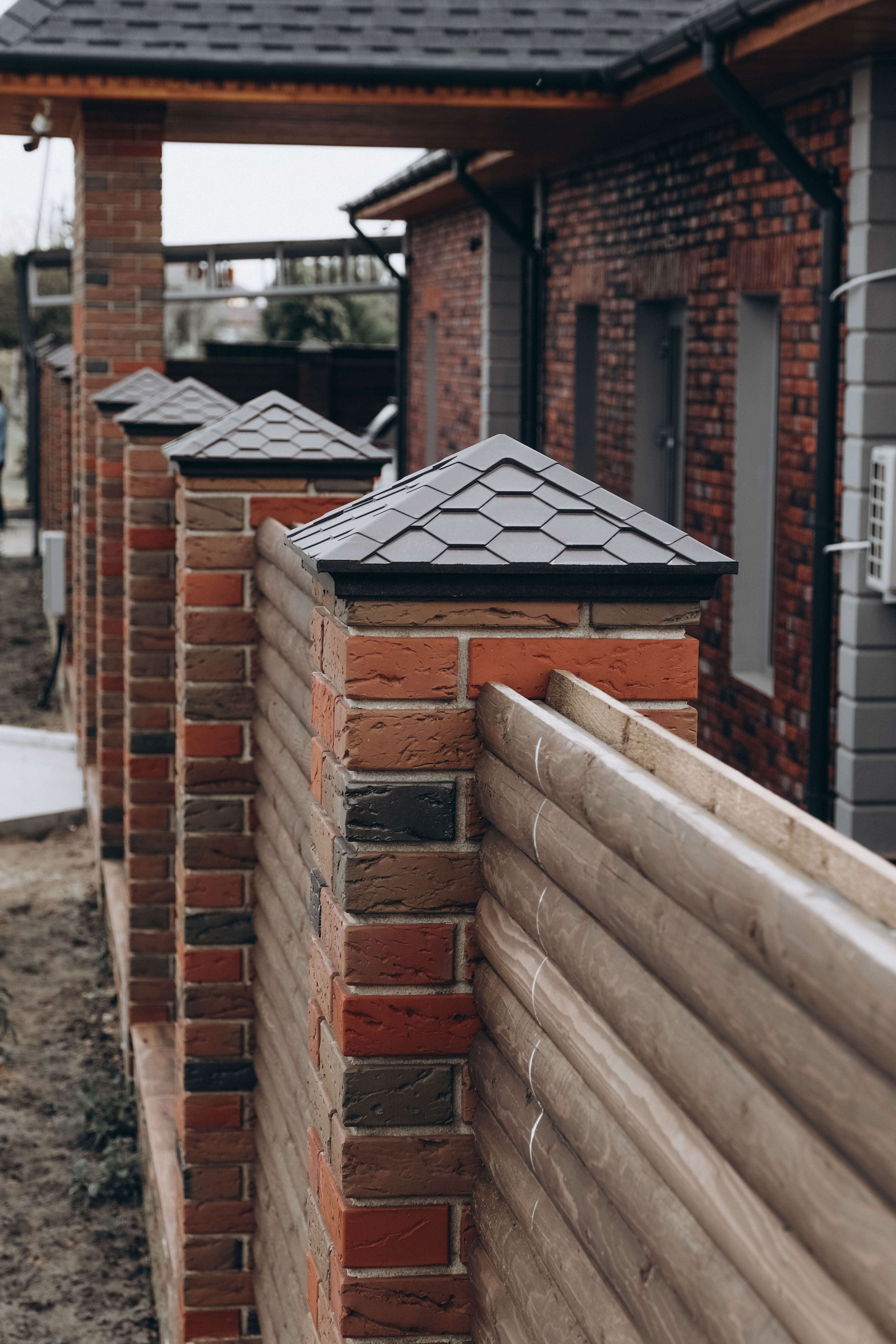 Колпак Zking Эверест Коричневый на столб 1.5х1.5 кирпича (390х390мм) в Самаре фото