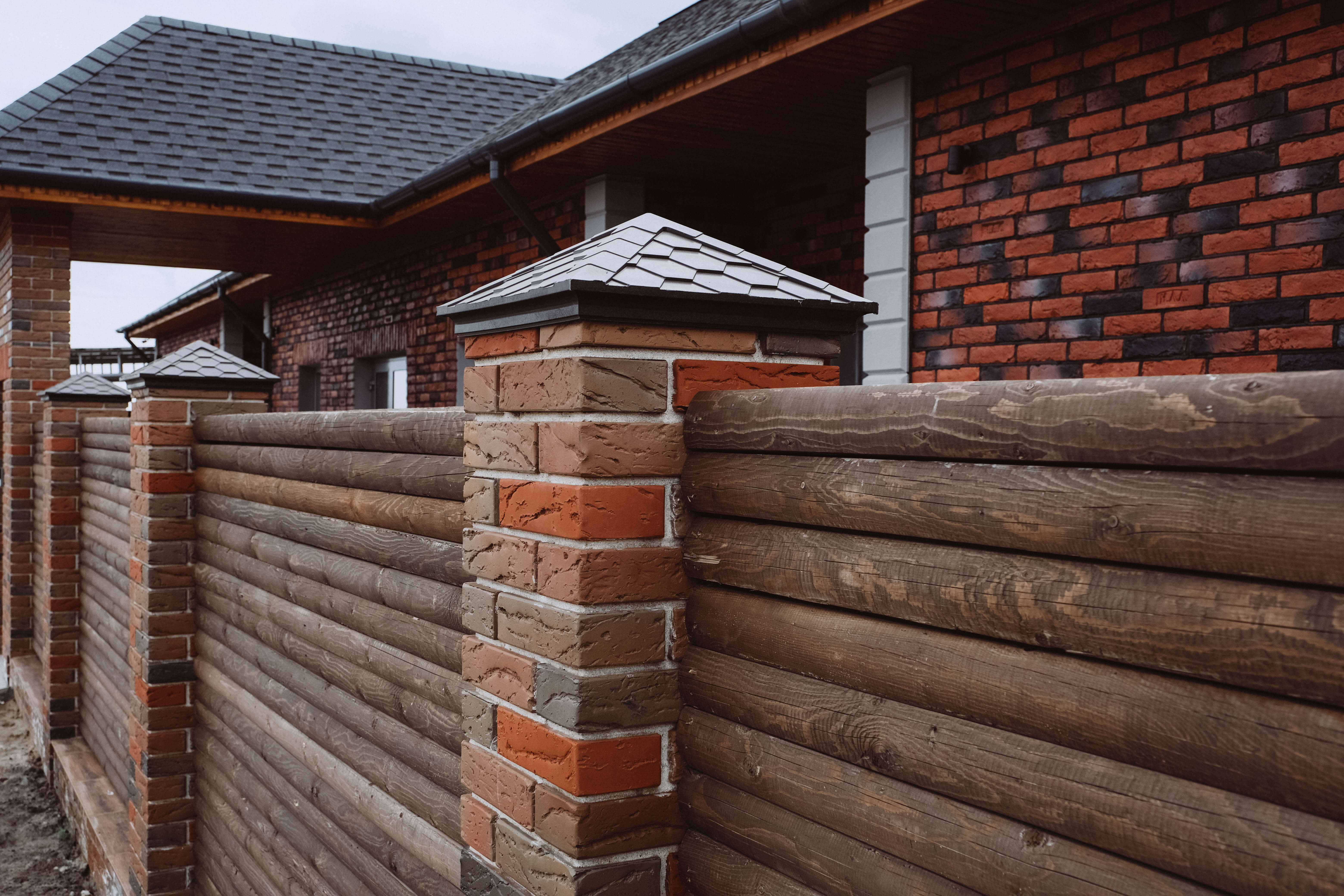 Колпак Zking Эверест Коричневый на столб 1.5х1.5 кирпича (390х390мм) в Самаре фото