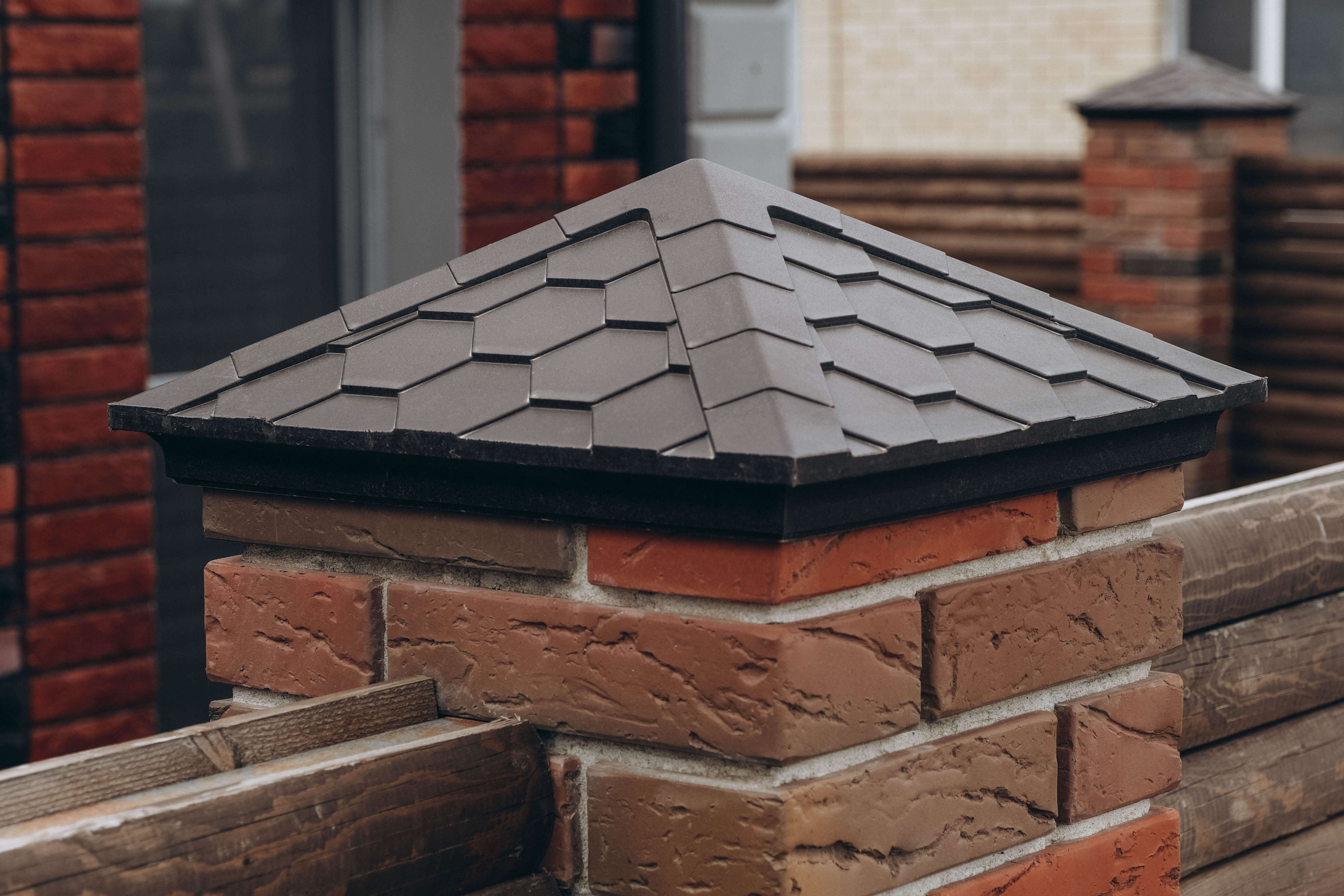 Колпак Zking Эверест Коричневый на столб 1.5х1.5 кирпича (390х390мм) в Самаре фото